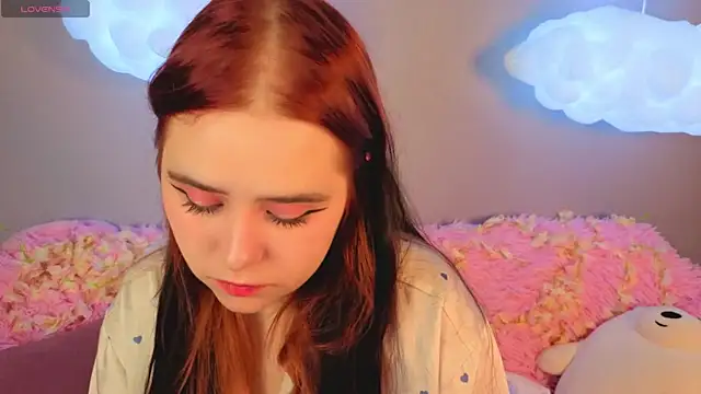 Alis Platt online show from May 19, 2026, 12:59 am
