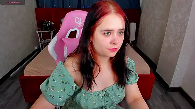 Alis Platt online show from October 1, 2025, 1:11 am