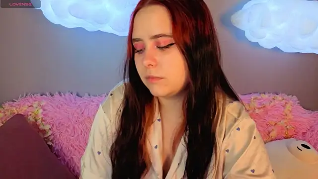 Alis Platt online show from May 11, 2026, 12:56 am