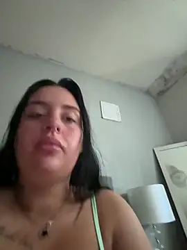 Victoriasteel online show from February 14, 2026, 11:43 am