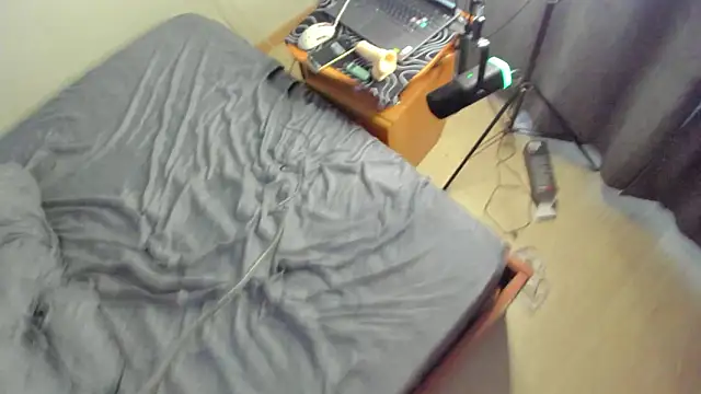 Snapshot of Kelly_Gerzikaa chatting on March 23, 2026, 12:16 pm Kelly Gerzikaa online show from March 23, 2026, 12:16 pm