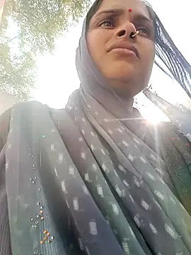 Sapna9685 online show from January 11, 2026, 12:23 pm