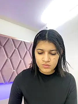 MaskedGirl  online show from September 28, 2025, 11:50 am