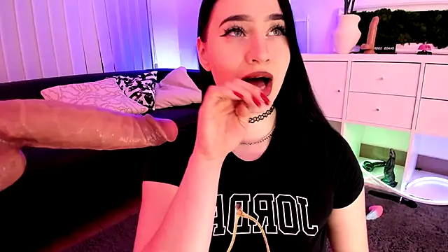 Mary Lori online show from March 7, 2026, 7:37 am