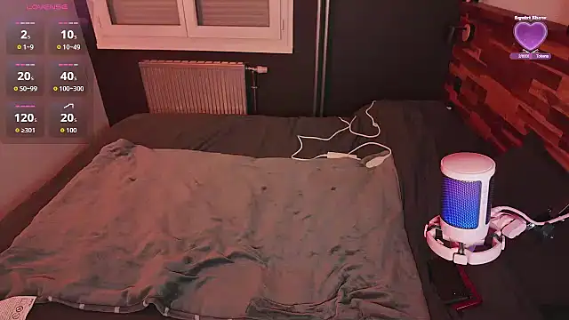 LilyWhite fr online show from February 26, 2026, 10:43 pm