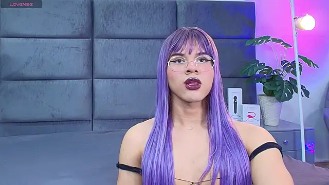 Slenna Moon online show from April 11, 2026, 12:18 am