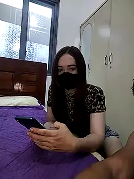 Snapshot of __LuLLu__ chatting on September 12, 2025, 6:46 am   LuLLu   online show from September 12, 2025, 6:46 am