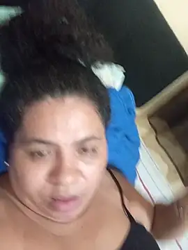 Snapshot of Ravena2290 chatting on November 18, 2025, 11:48 pm Ravena2290 online show from November 18, 2025, 11:48 pm