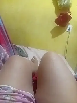 Snapshot of Ravena2290 chatting on November 4, 2025, 12:20 pm Ravena2290 online show from November 4, 2025, 12:20 pm