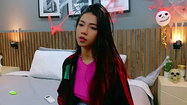 luna roja25 online show from October 29, 2025, 12:59 pm