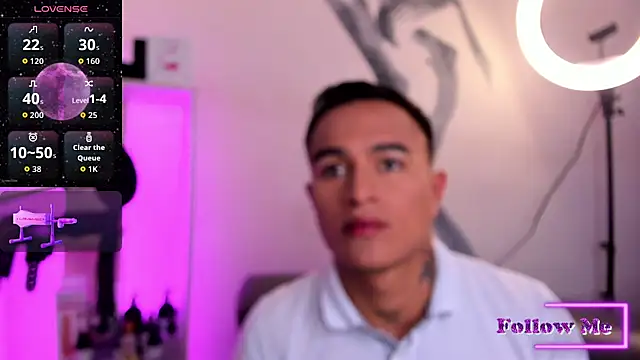 LiamDeep online show from November 24, 2025, 8:42 pm