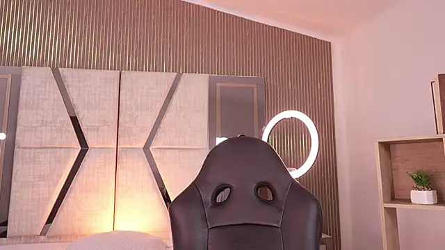 LiamDeep online show from January 18, 2026, 8:23 pm