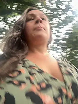 Snapshot of sophie_lopez1 chatting on February 15, 2026, 9:03 pm sophie lopez1 online show from February 15, 2026, 9:03 pm