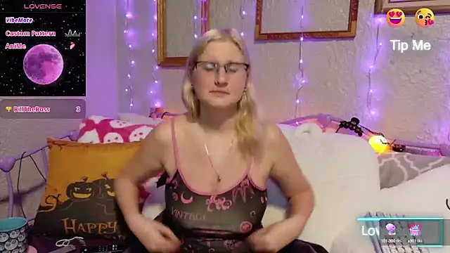 samanthamalichite online show from September 29, 2025, 9:05 am