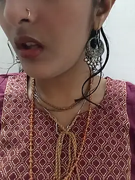 romantic couple1 online show from October 15, 2025, 12:31 am