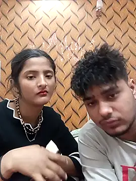 romantic couple1 online show from February 13, 2026, 12:43 am