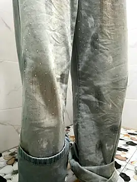 tran my online show from September 27, 2025, 3:12 am