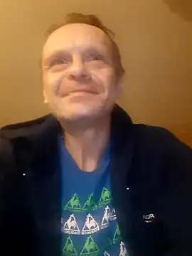 Snapshot of Kuba_Gd chatting on February 19, 2025, 4:55 am Kuba Gd online show from February 19, 2025, 4:55 am