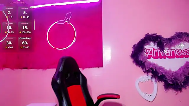 Madiso Santiel online show from September 12, 2025, 7:13 pm