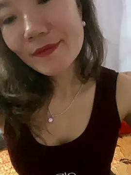 Snapshot of Pyy07 chatting on November 17, 2025, 6:50 am Pyy07 online show from November 17, 2025, 6:50 am