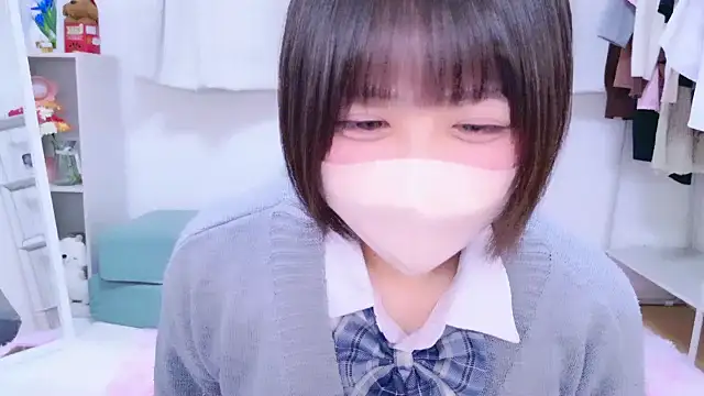 Hinata Sun online show from February 6, 2026, 11:06 am