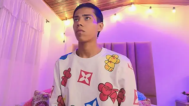 camilo nom online show from November 23, 2025, 5:06 am