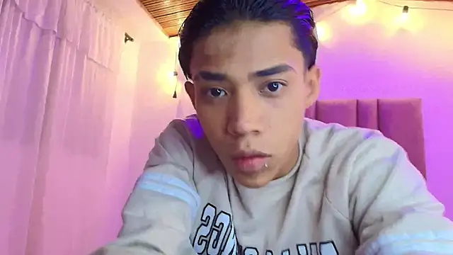 camilo nom online show from November 28, 2025, 3:50 am