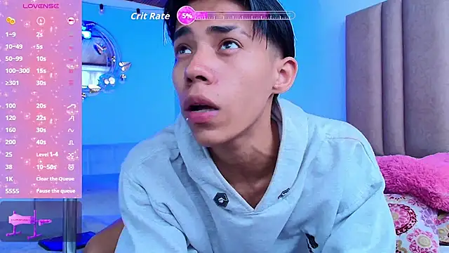 camilo nom online show from November 8, 2025, 4:43 pm