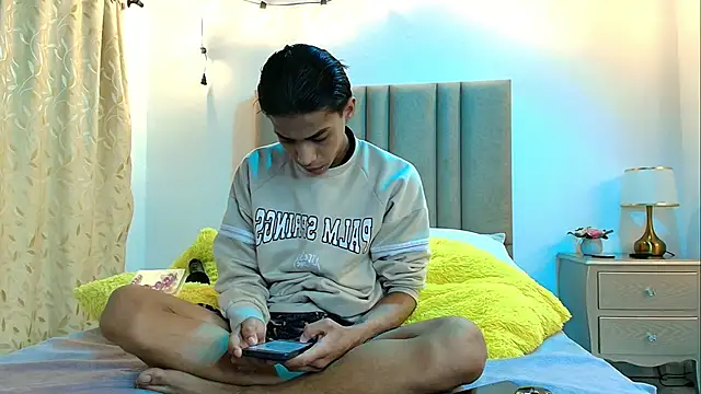 camilo nom online show from October 2, 2025, 3:43 am