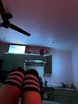 littiekitty online show from September 17, 2025, 3:03 pm