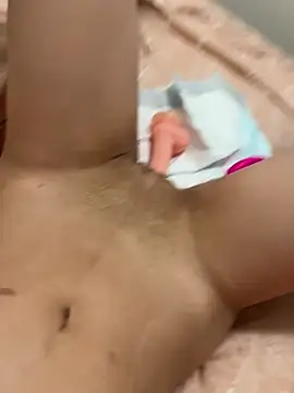 littiekitty online show from November 10, 2025, 4:34 pm