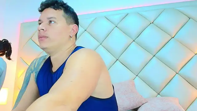 EclipseandFlame online show from October 8, 2025, 1:56 pm