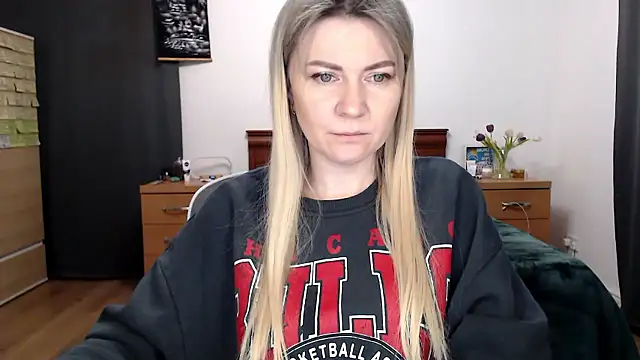 ParadiseAlina online show from January 16, 2026, 7:29 pm