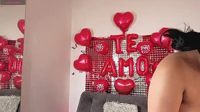 Candy Chloe02 online show from February 15, 2026, 11:31 am