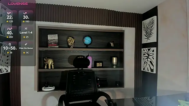 Snapshot of SheyLopez chatting on September 21, 2025, 3:33 am SheyLopez online show from September 21, 2025, 3:33 am