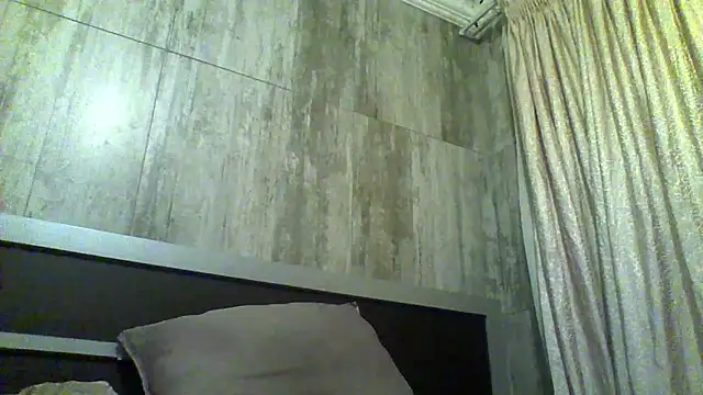 longdickson12345 online show from February 10, 2026, 5:45 pm