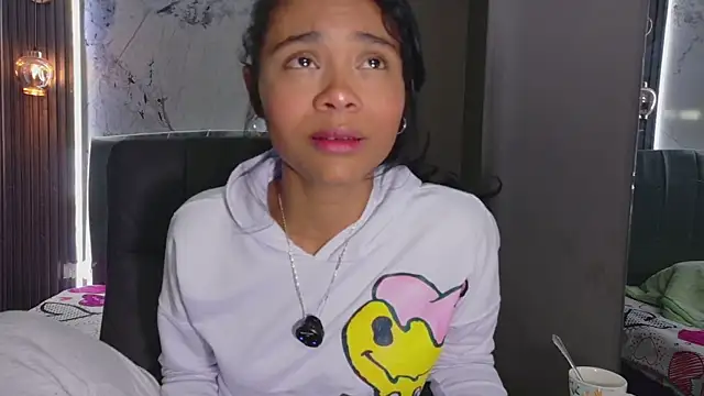 Kristall 06 online show from March 22, 2026, 4:38 am