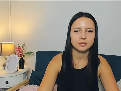 Snapshot of TaliaAdorable chatting on October 8, 2025, 12:28 pm TaliaAdorable online show from October 8, 2025, 12:28 pm