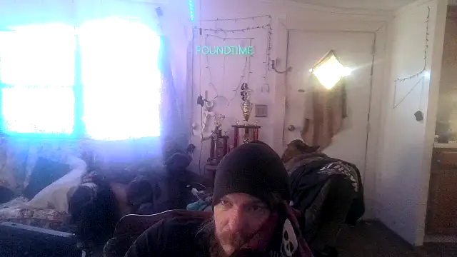 Snapshot of Poundtown1226 chatting on January 8, 2026, 7:20 pm Poundtown1226 online show from January 8, 2026, 7:20 pm
