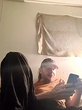 Poundtown1226 online show from February 17, 2026, 12:46 pm