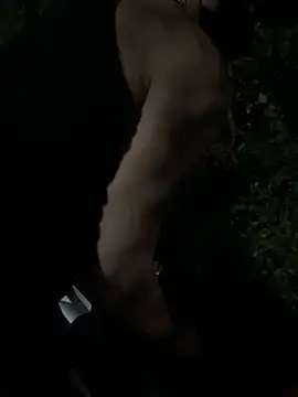 anhkiet huang online show from April 20, 2026, 1:24 pm