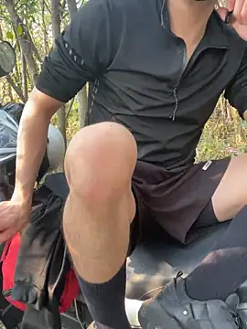 anhkiet huang online show from April 8, 2026, 9:55 am