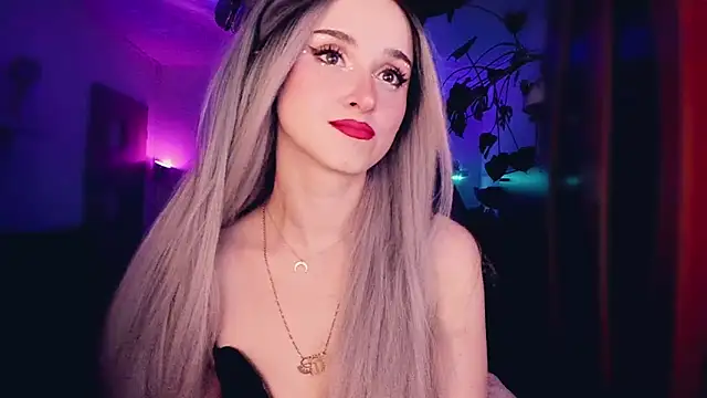 MistressJolie online show from October 21, 2025, 6:13 am