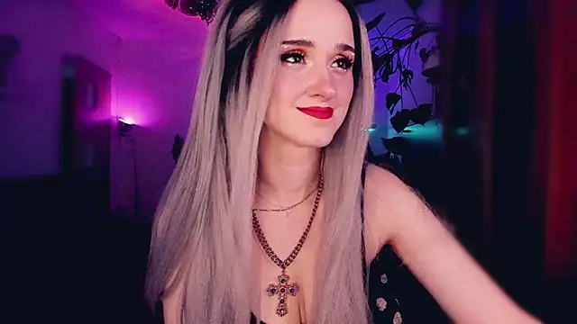 MistressJolie online show from October 22, 2025, 7:19 am