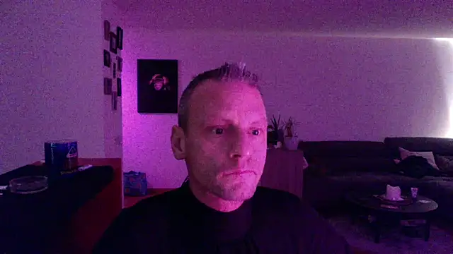 Shenja79 online show from January 10, 2026, 7:20 pm