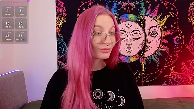 aurea filix online show from November 4, 2025, 5:50 pm