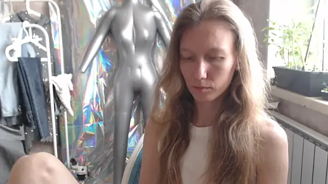 QueerASMR online show from April 22, 2026, 11:17 am