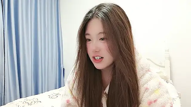 Luna 868 online show from November 26, 2025, 4:51 pm