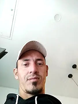 JuanD vero online show from November 15, 2025, 1:48 pm