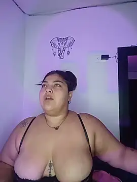 kendra lil evill online show from May 17, 2026, 10:37 am